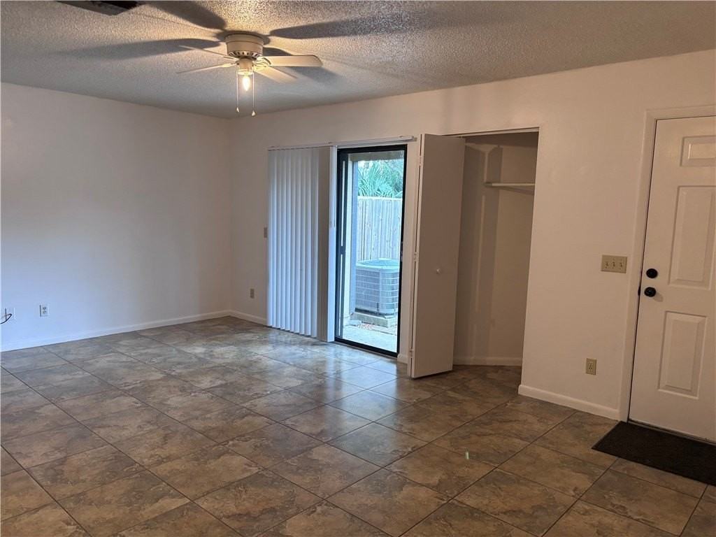 1466 39th Ave #F1 - Photo 2 of 19