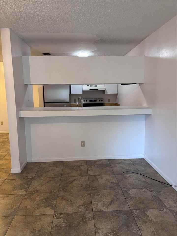 1466 39th Ave #F1 - Photo 7 of 19
