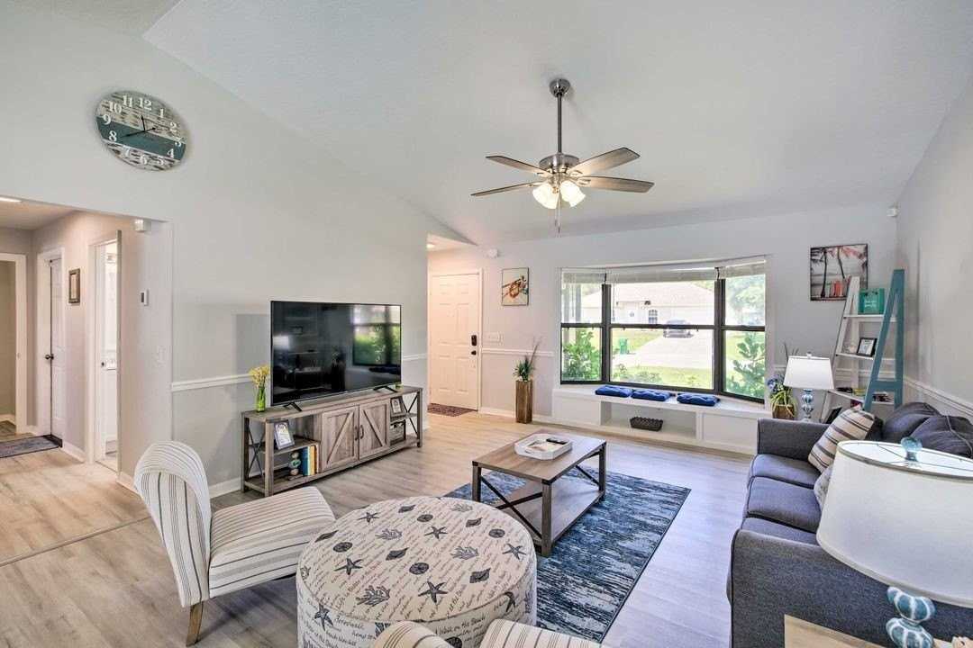 1526 Quiescent Ln - Photo 5 of 33