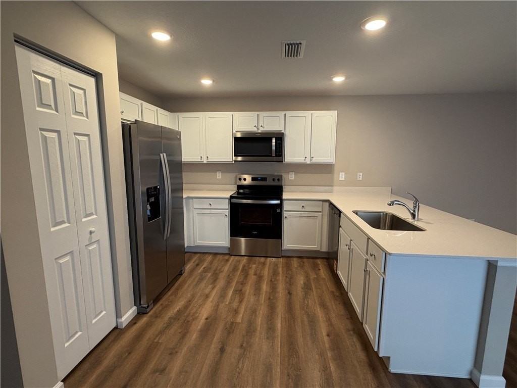 350 Dolphin St Se - Photo 5 of 19