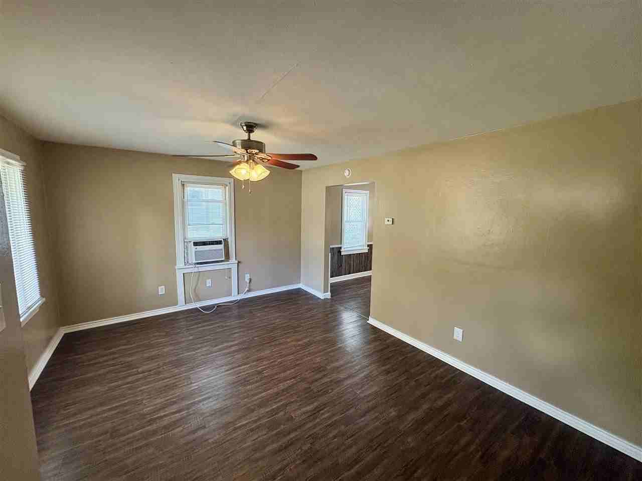 423 Wade Ave - Photo 2 of 13