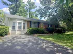 806 Shawnee Way - Photo 1 of 1