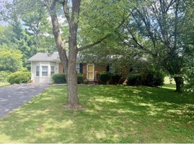 806 Shawnee Way - Photo 1 of 1