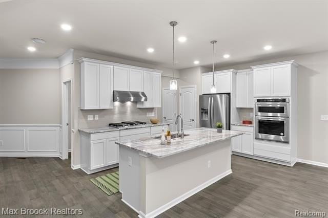 4819 Glenora Dr - Photo 4 of 50