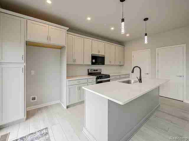 49533 Coldwater Ridge Dr - Photo 4 of 27