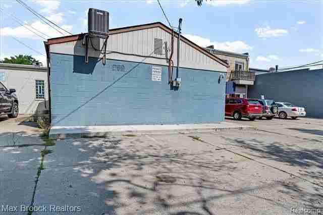 513 W 9 Mile Rd #1 - Photo 3 of 21