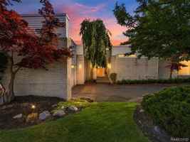 featured image of 1756 Alexander Dr