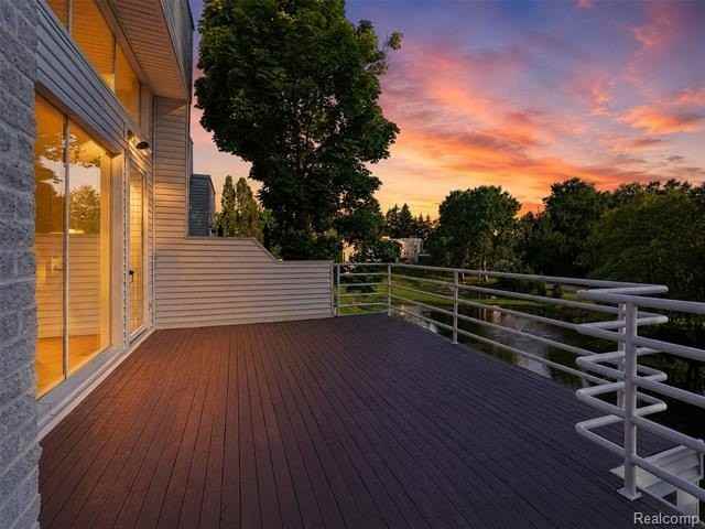 1756 Alexander Dr - Photo 2 of 50