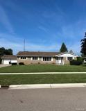 319 Pinewood Dr - Photo 1 of 1