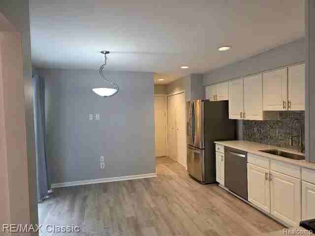 1806 S Hill Blvd - Photo 7 of 31