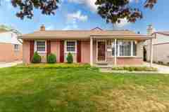 669 S Hawthorne St - Photo 1 of 1