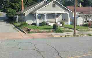 featured image of 147 Orange St