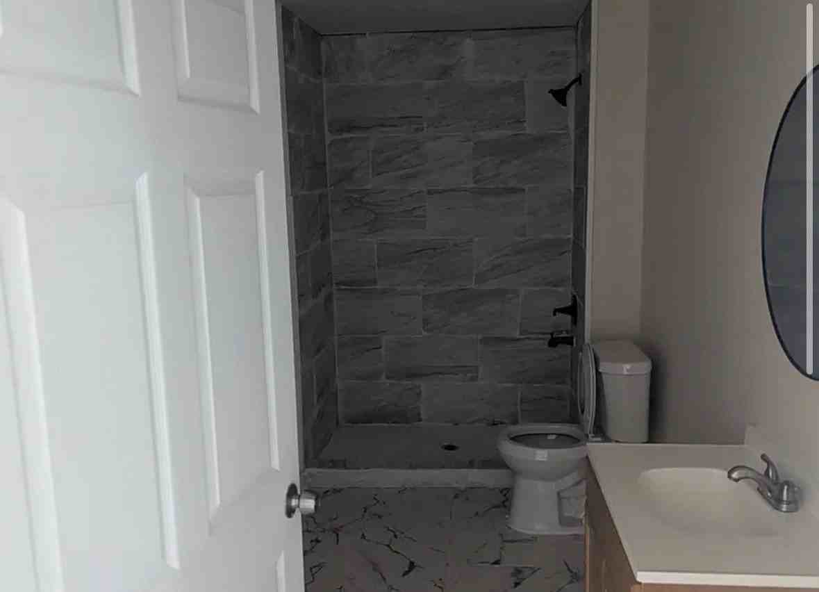 147 Orange St - Photo 3 of 6