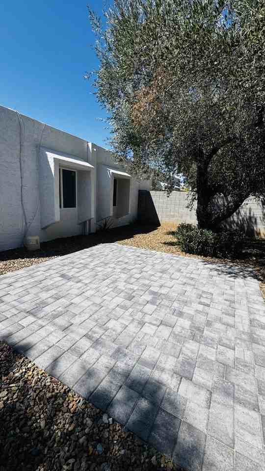 4019 E Desert Cactus St #B - Photo 6 of 18