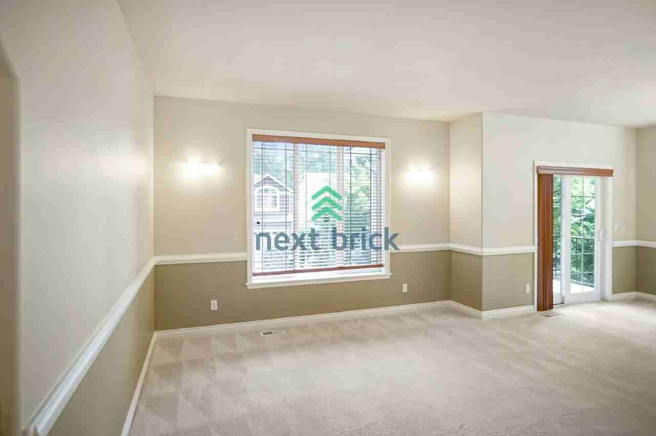 20457 134th Ave Ne - Photo 5 of 24