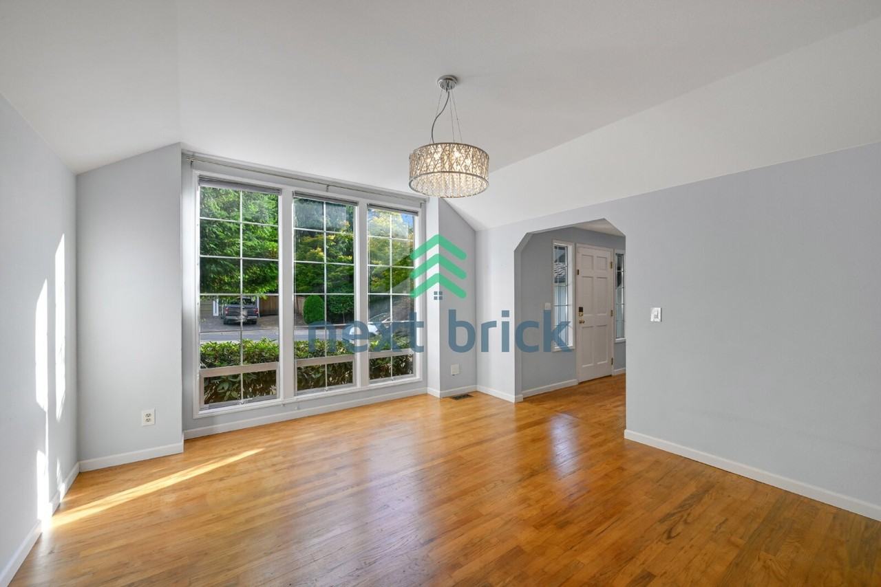 23408 Ne 29th Pl - Photo 4 of 26