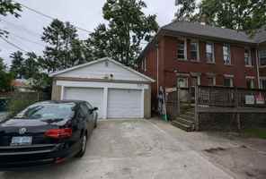 featured image of 202 E Barker Ave #3
