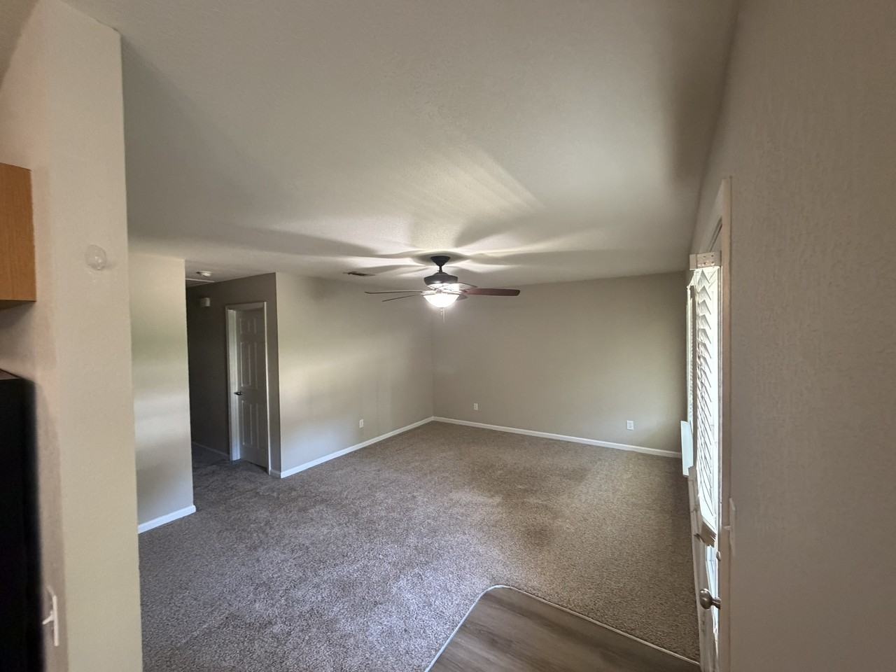 13077 English Manor Drive - Photo 5 of 11