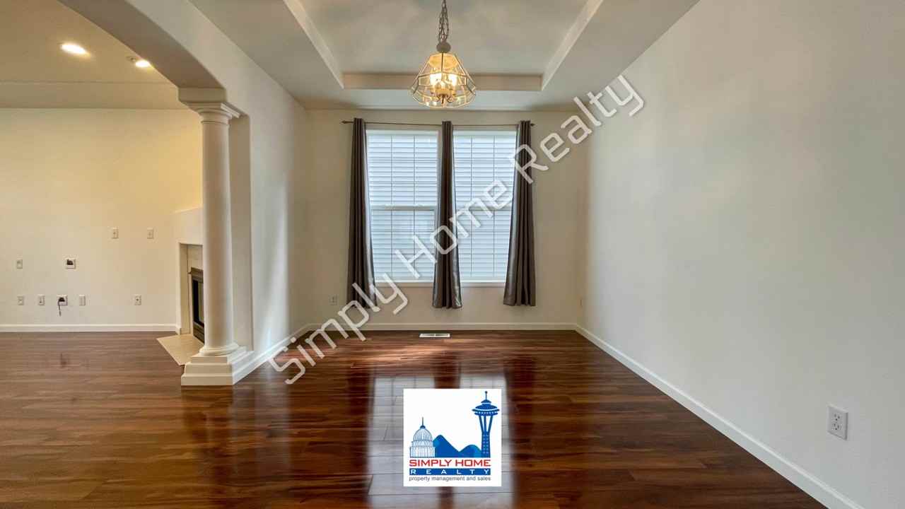 8335 15th Ave Se - Photo 5 of 39