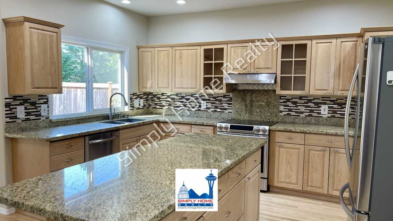 3524 Broadmoor Dr Ne - Photo 6 of 49