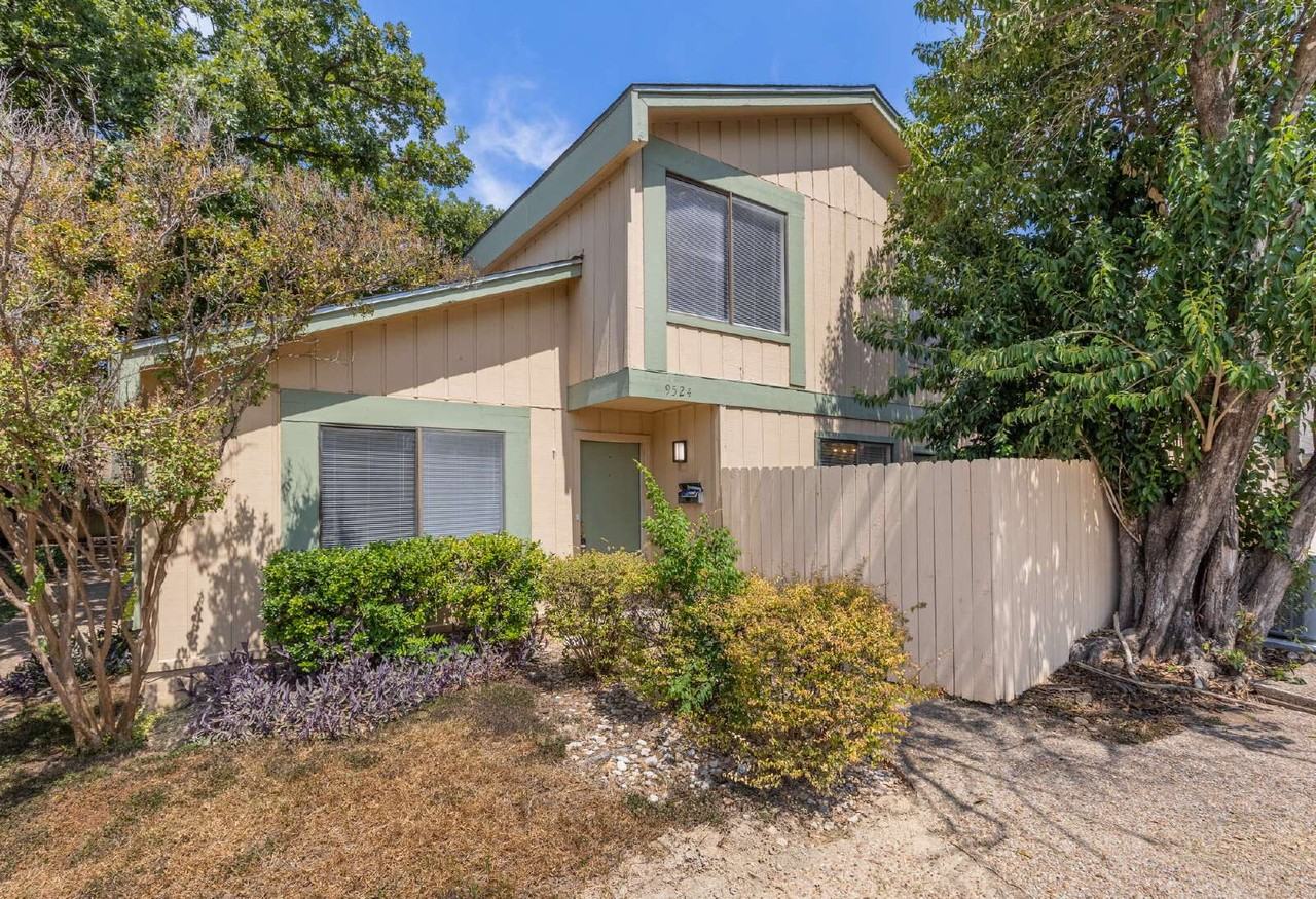 9524 Quail Village Ln - Photo 2 of 27