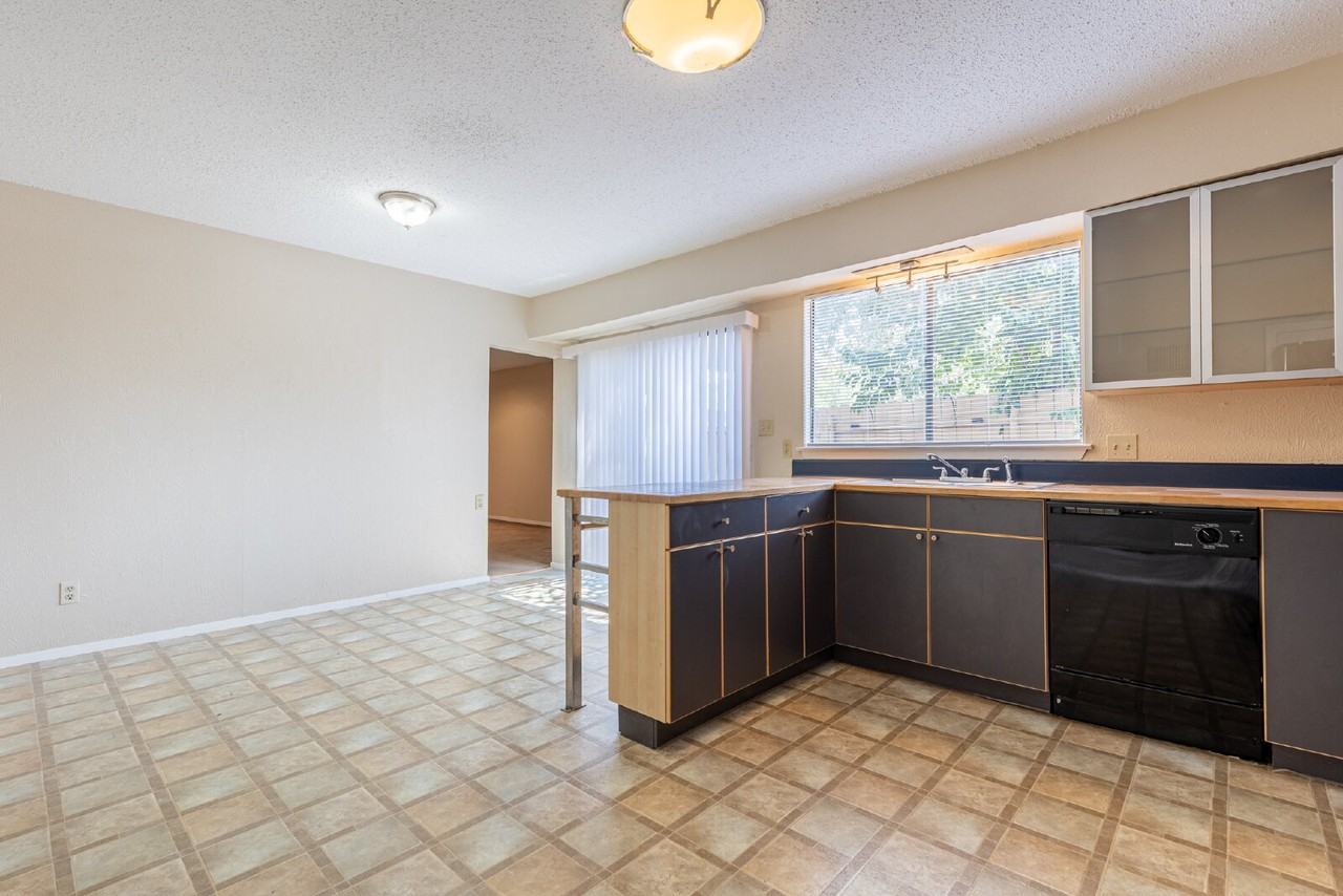 9524 Quail Village Ln - Photo 7 of 27