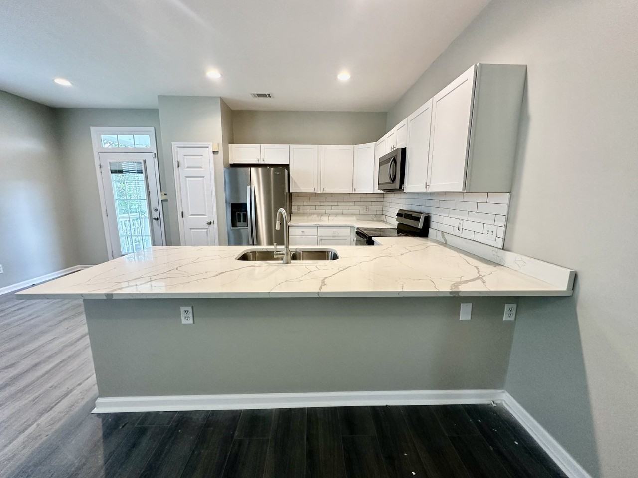 5 Abbey Ave - Photo 5 of 25