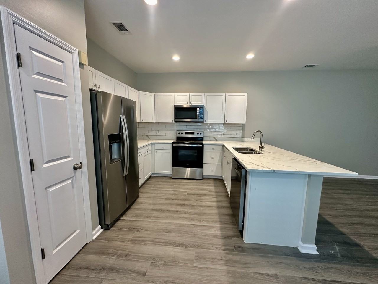 5 Abbey Ave - Photo 6 of 25