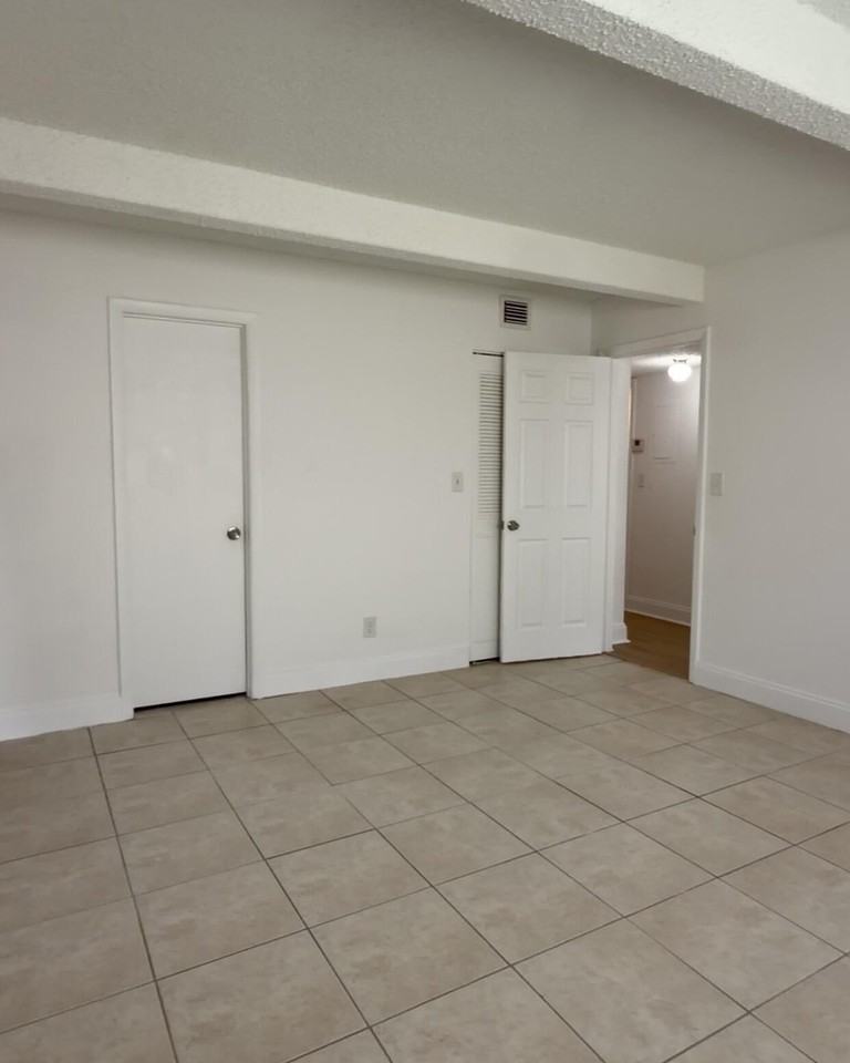 1245 S Flagler Ave #303 - Photo 2 of 26