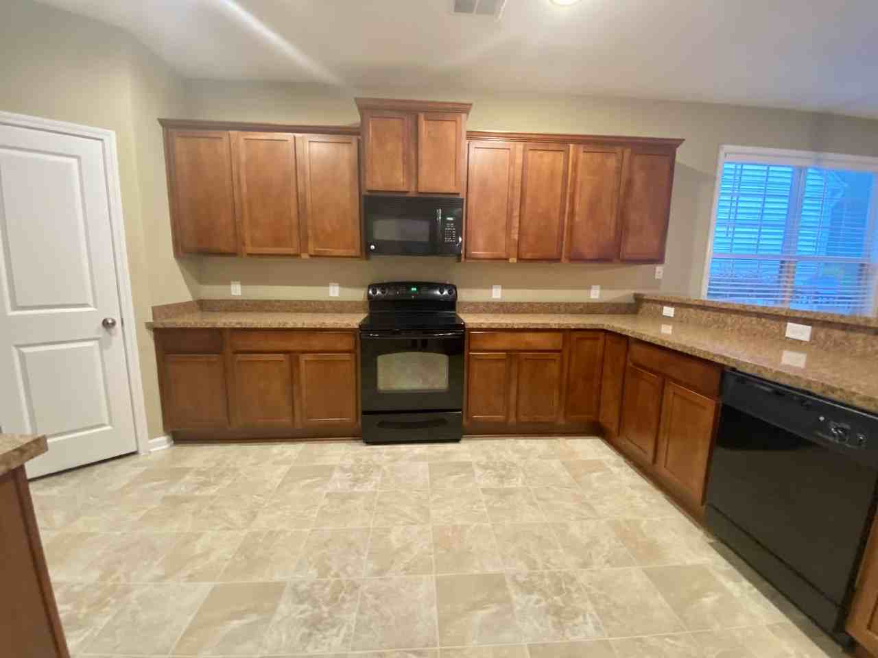 150 Slater St - Photo 5 of 26