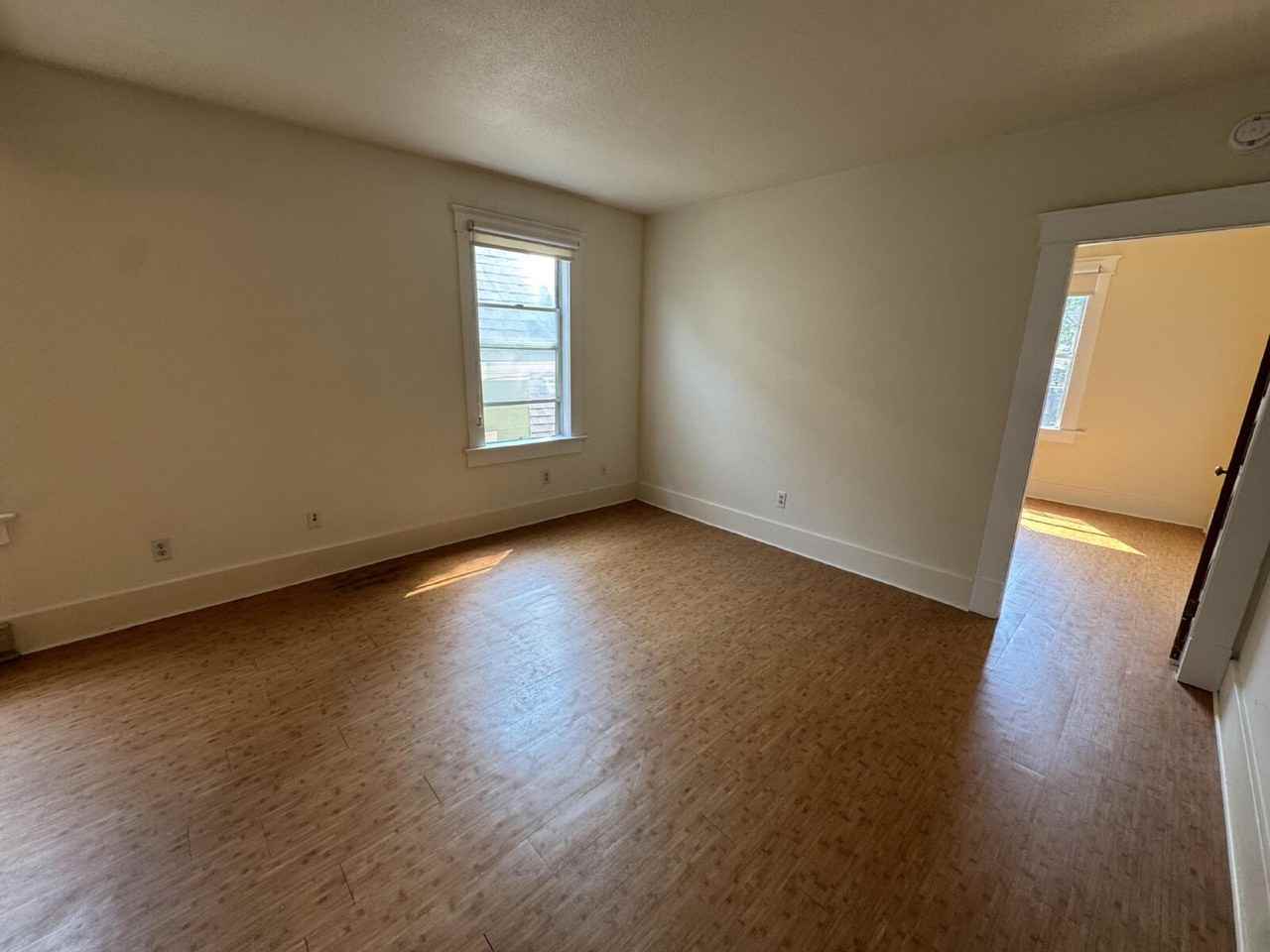 3017 Se Belmont St - Photo 3 of 10