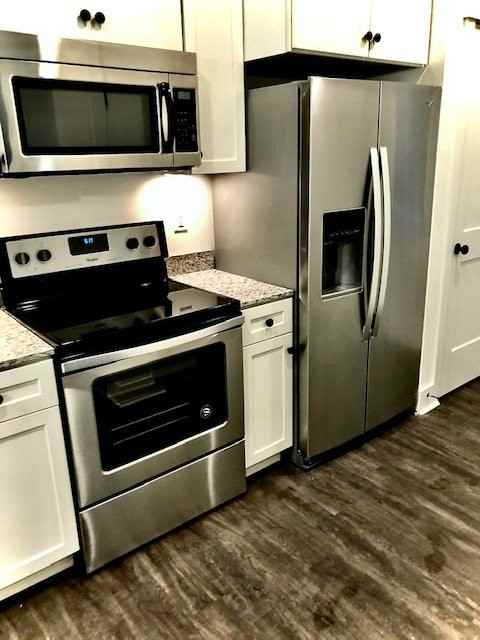 115 Cooper Rd - Photo 3 of 13