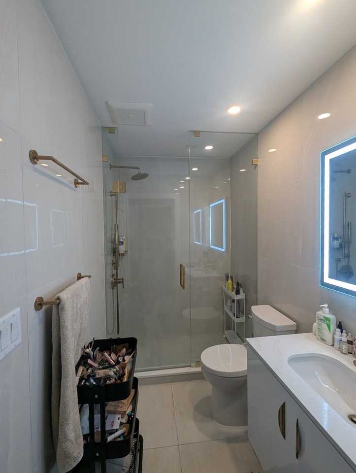 138 East 8th Avenue #301 - Photo 6 of 9