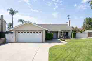 1212 E Cottonwood St - Photo 1 of 1