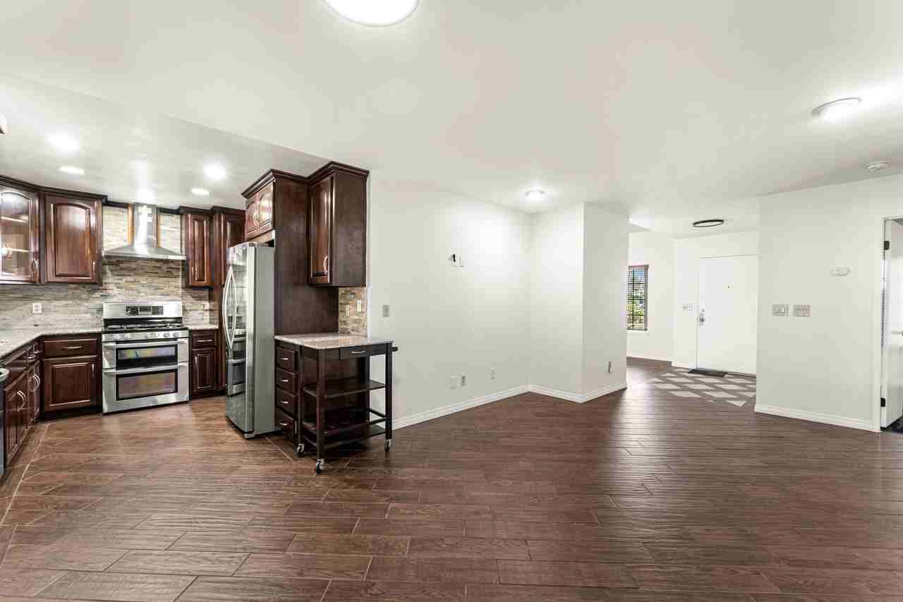 1212 E Cottonwood St - Photo 3 of 19