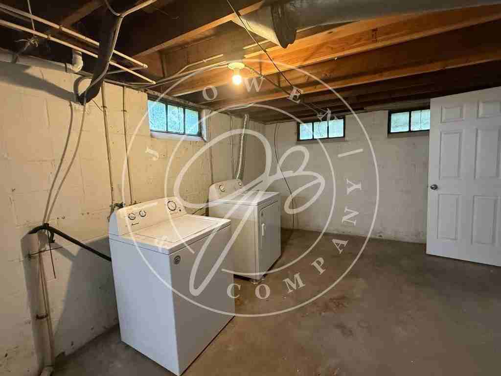 1116 Brookley Blvd - Photo 6 of 12