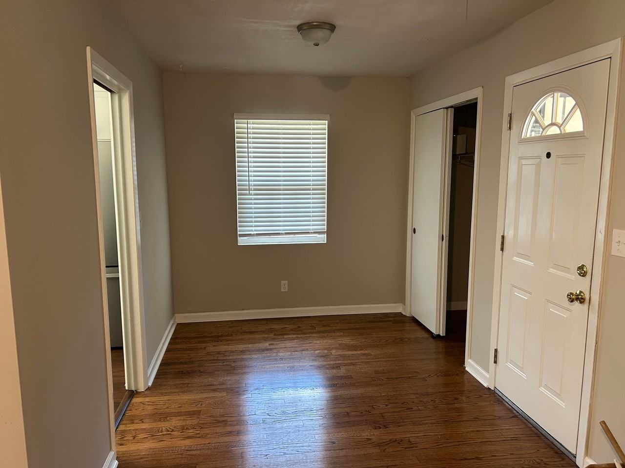 2055 Fernwood Cir - Photo 3 of 13