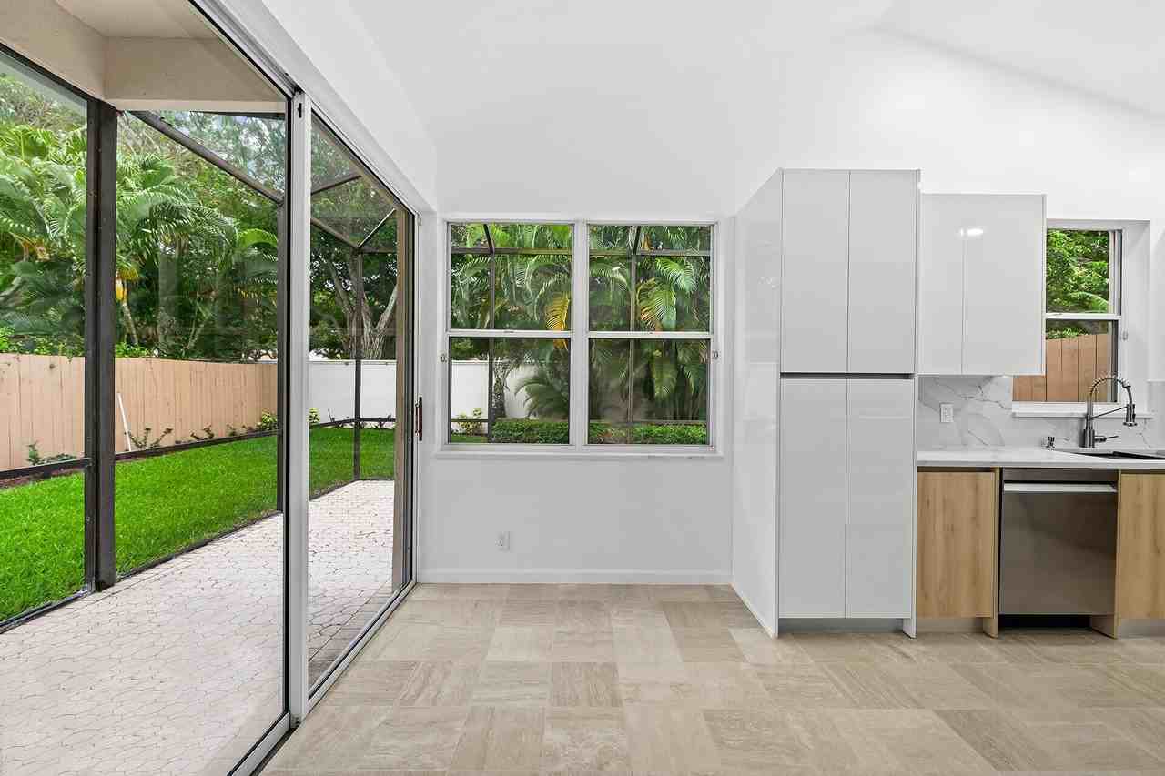 2480 Nw 66th Dr - Photo 3 of 23
