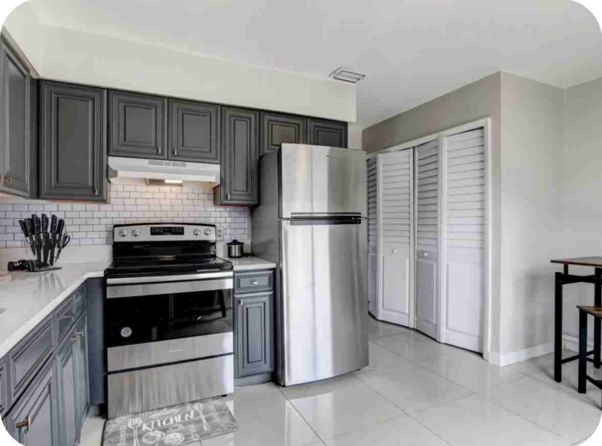 124 Walker Ave - Photo 2 of 7