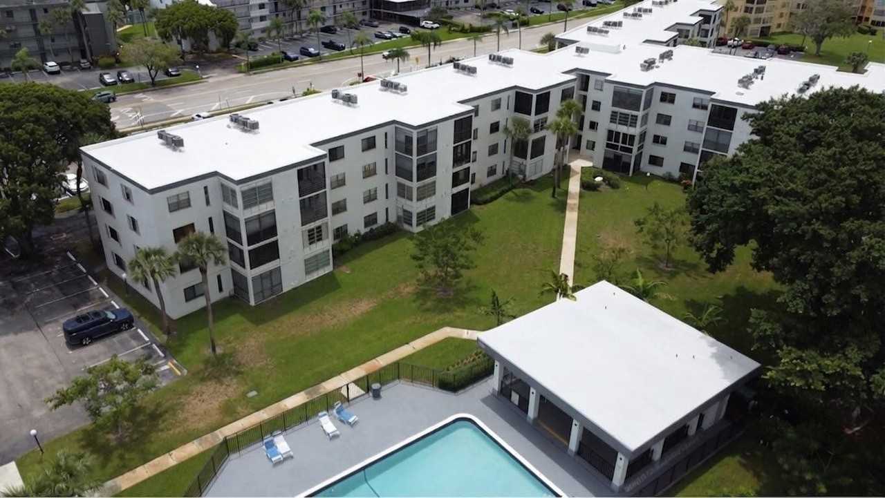 9233 Sw 8th St #218 - Photo 3 of 22