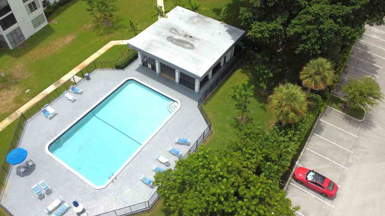 9233 Sw 8th St #218 - Photo 4 of 22