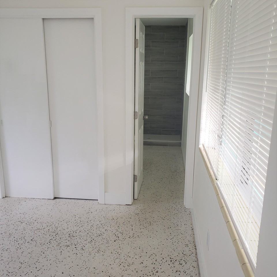 1216 Cabana Rd #2 - Photo 4 of 8