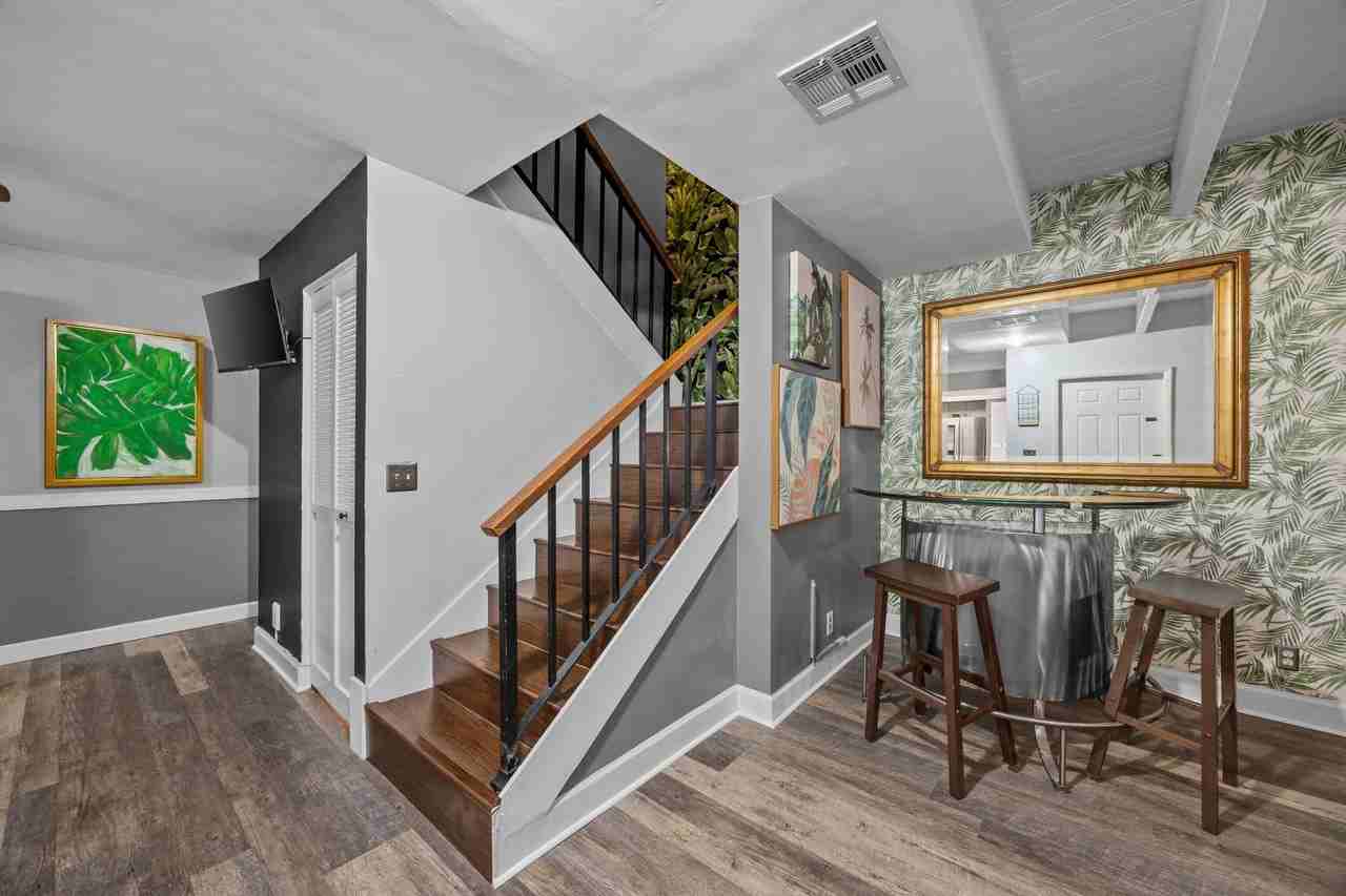 1520 Shaker Cir - Photo 3 of 28