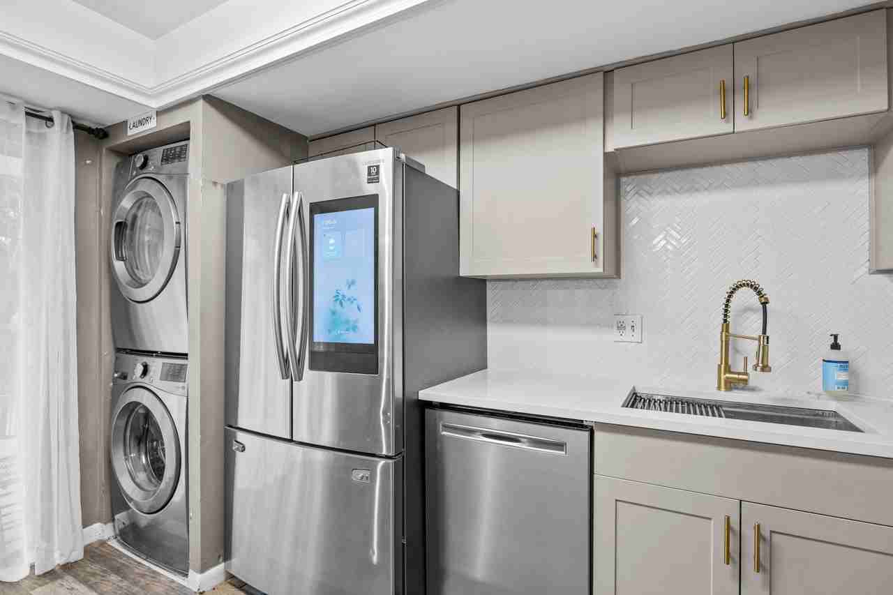 1520 Shaker Cir - Photo 6 of 28