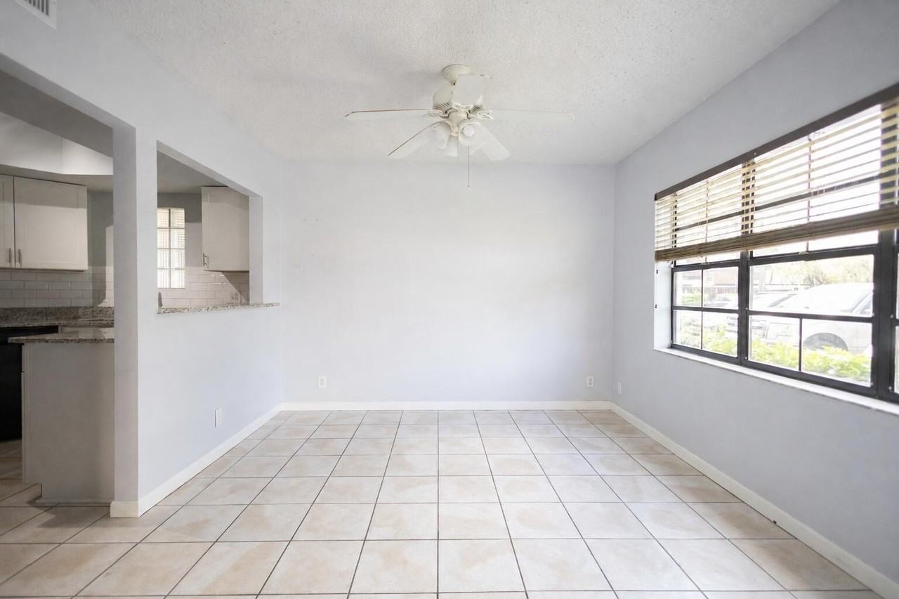 110 Weybridge Cir #A - Photo 5 of 14