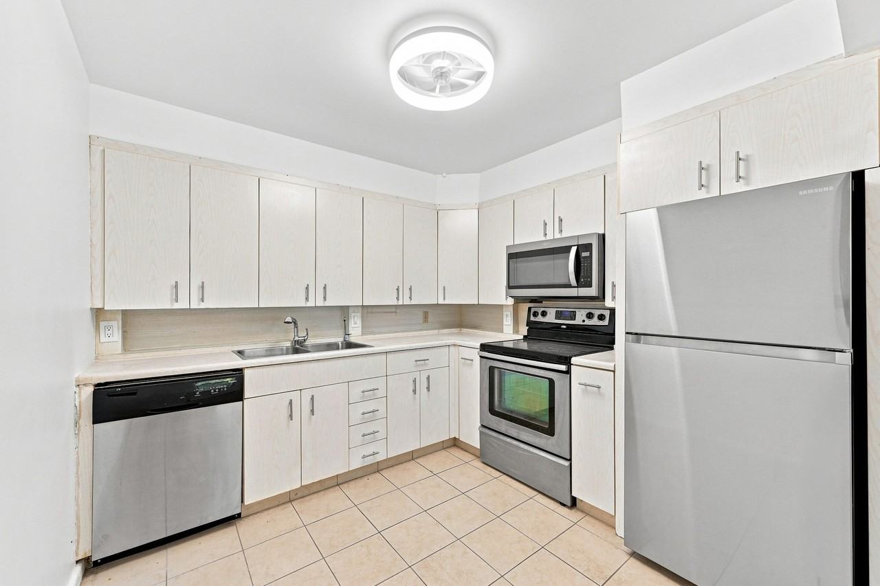 2035 Newcastle B - Photo 7 of 29