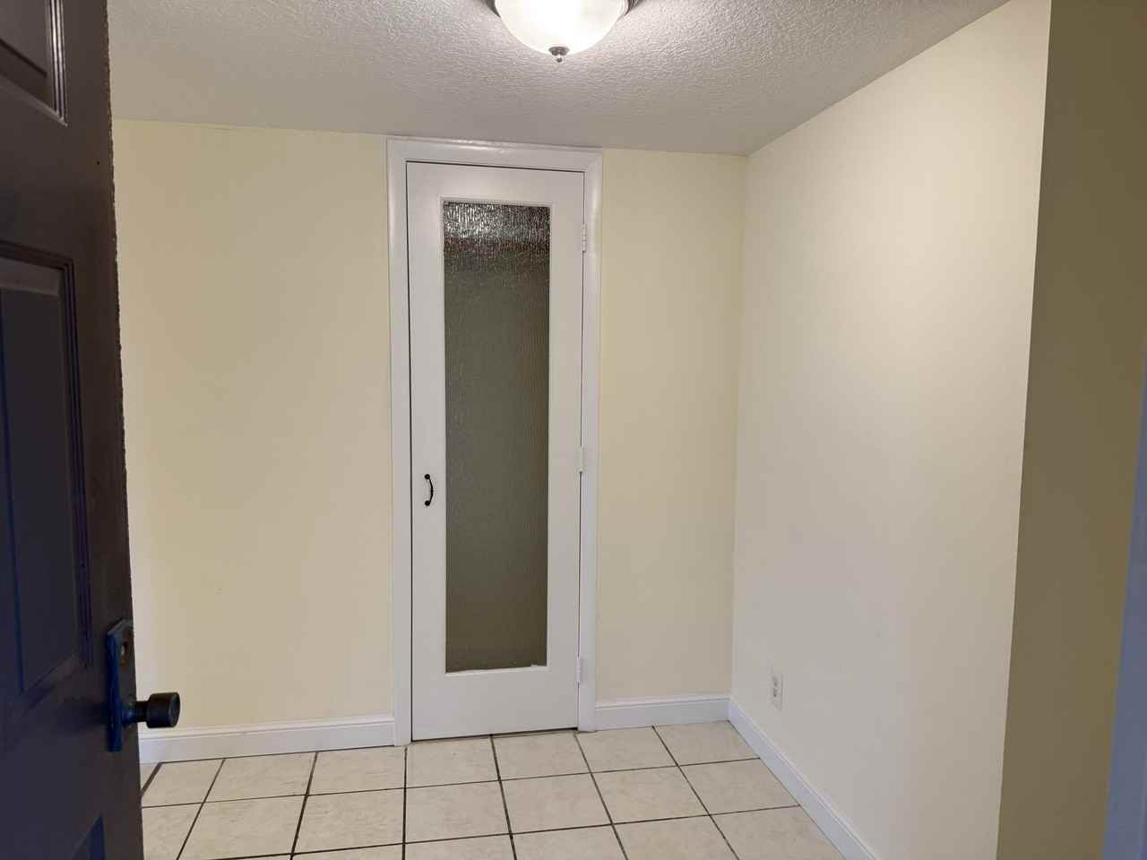 7030 Half Moon Cir #121 - Photo 5 of 33