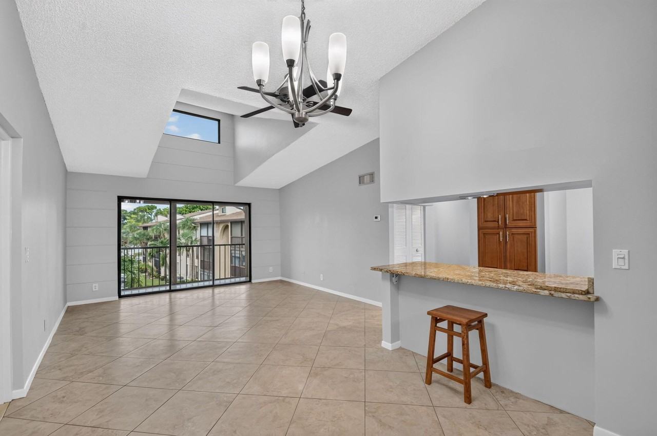 812 Sky Pine Way #A3 - Photo 5 of 23
