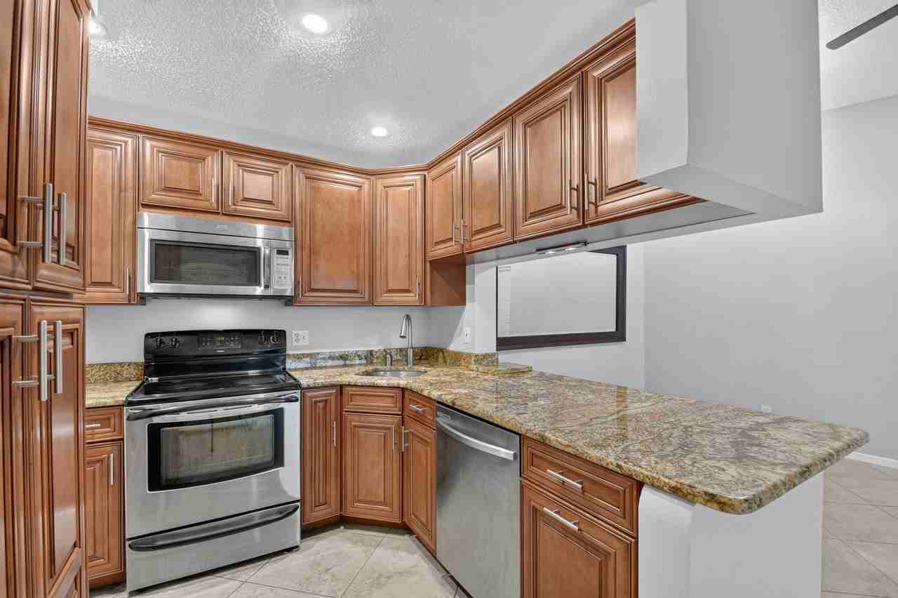 812 Sky Pine Way #A3 - Photo 7 of 23