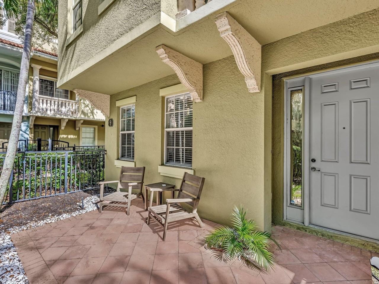 2751 Ravella Way - Photo 3 of 50